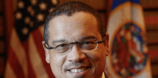 Fiscal General de MN dice que demanda estatal contra el gobierno busca proteger a jóvenes trans Fiscal General de Minnesota dice que demanda estatal contra el gobierno de Trump busca proteger a jóvenes trans